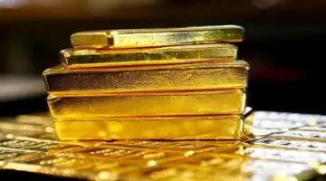 توقعات صادمة.. أكبر بنك استثماري عالمي يغير نظرته لمستقبل أسعار الذهب